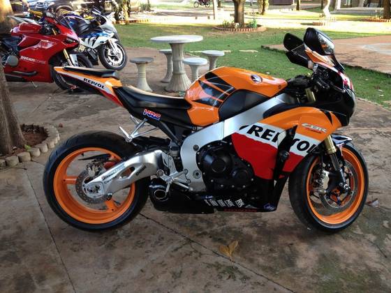 HONDA CBR 1000RR REPSOL 